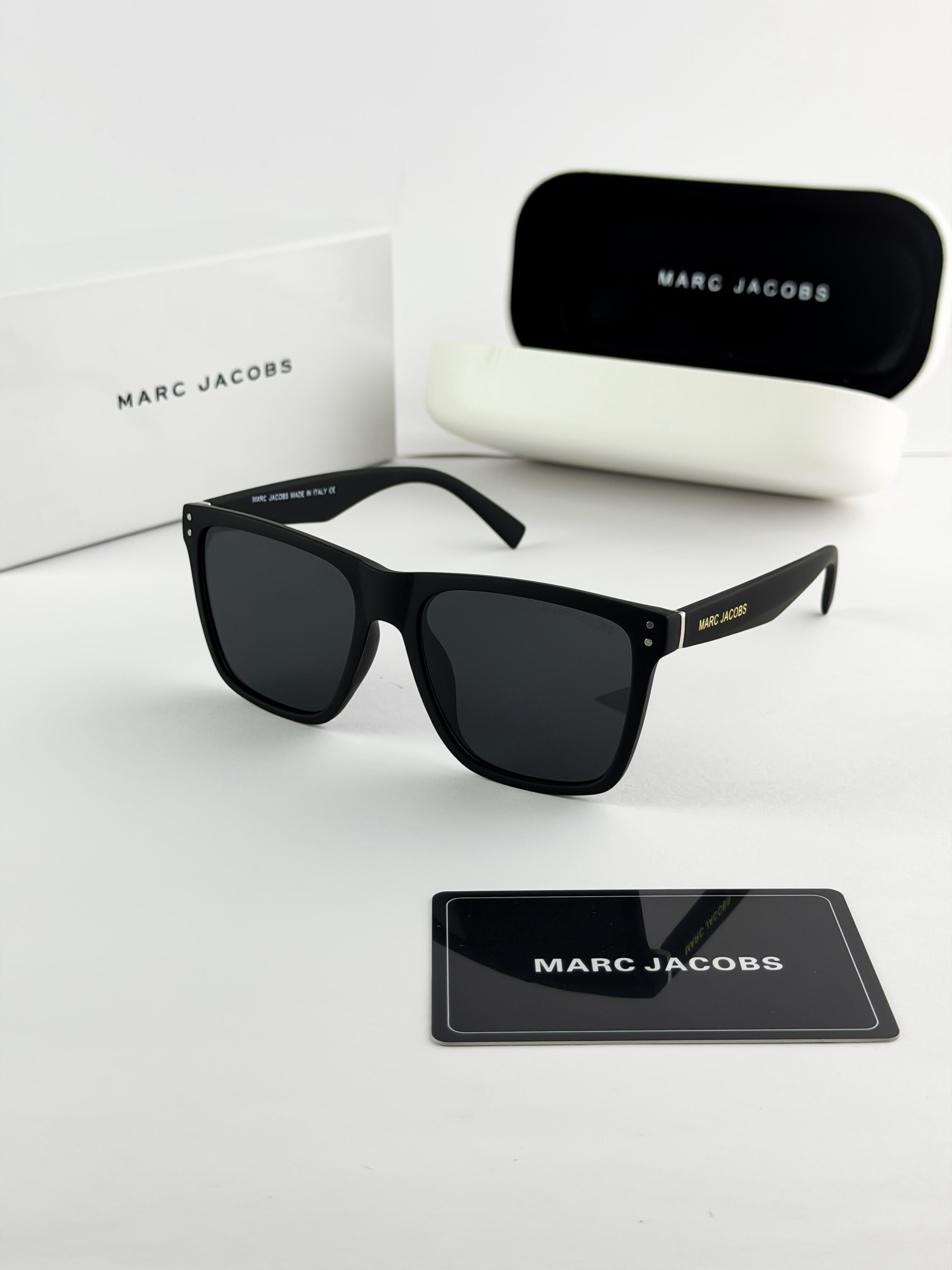 MA__RC JACBS BLACK 6000