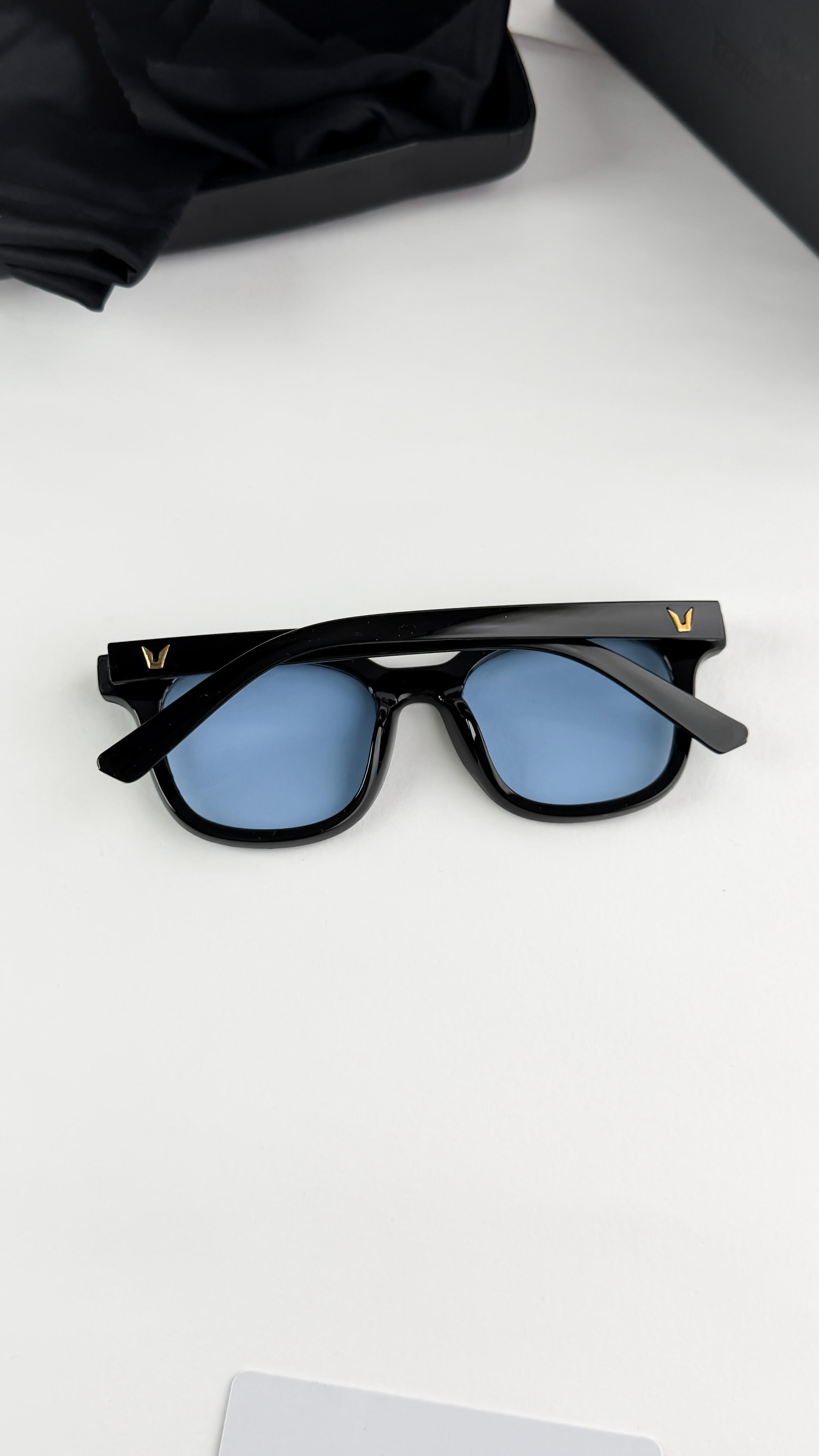 GEN__TLE MON_P_TER BLACK BLUE 1245